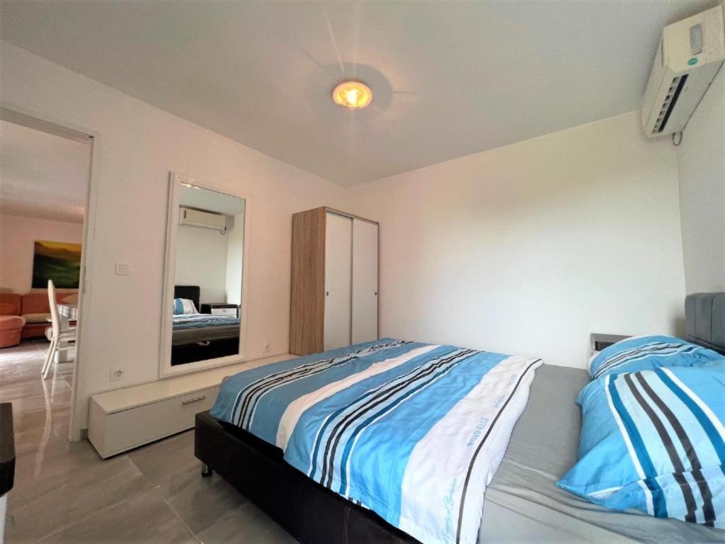 Ferienwohnung Melek Medulin Exterior foto